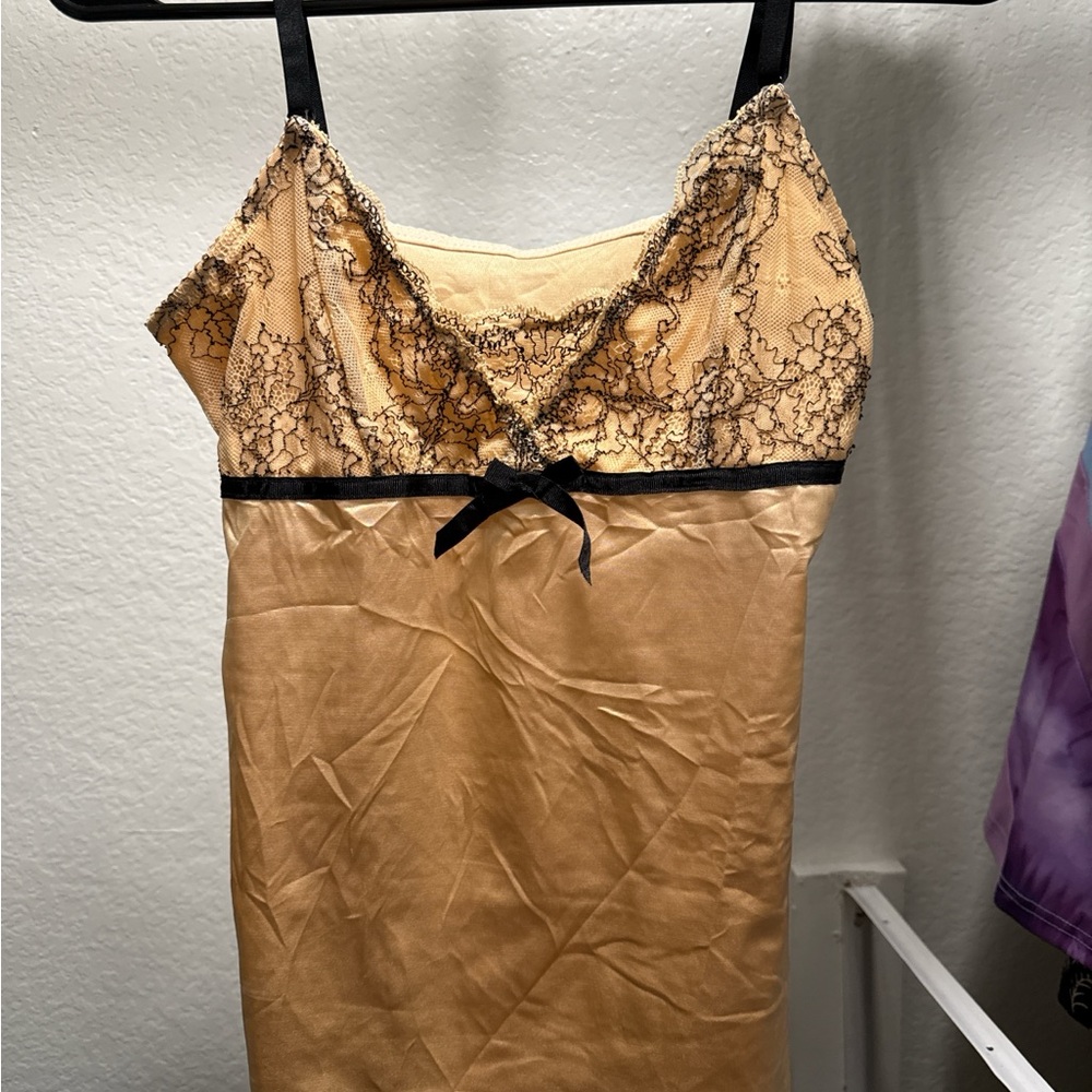 Elegant Lace Trimmed Satin Chemise
